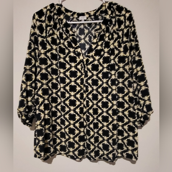 Top - Picture 2 of 4